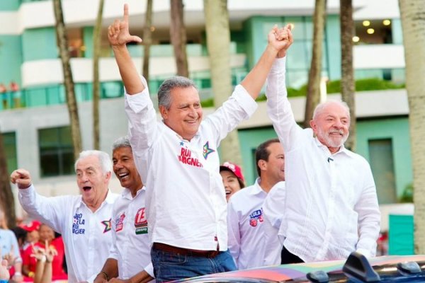 [Vídeo: Rui Costa aposta em virada de Lula e diz que Bahia será decisiva no 2º turno]