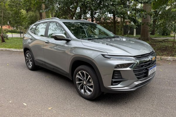 [Chevrolet Tracker Premier 2027: Farol da Bahia testa SUV que ficou mais equipado ]