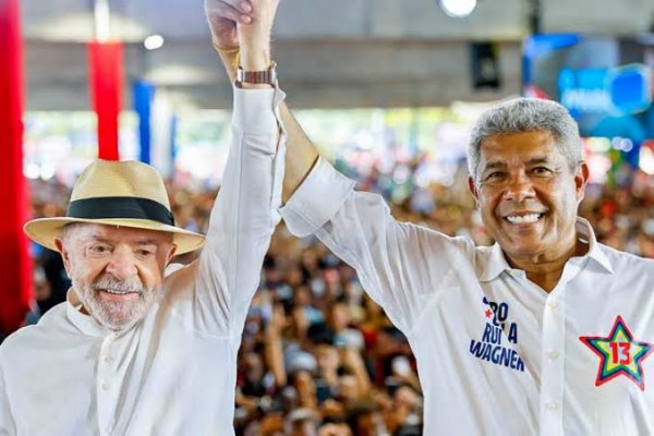 [Jerônimo Rodrigues critica decisão judicial e defende mobilização política nas redes sociais]