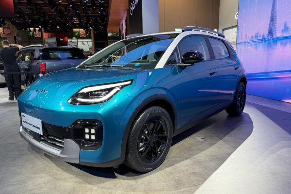 [GAC Aion UT Cross é versão aventureira do hatch elétrico que pode vir ao Brasil ]