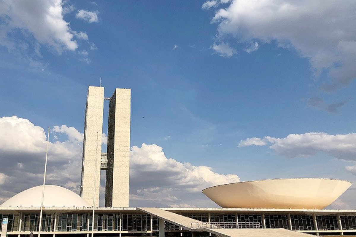 Congresso articula 'orçamento de guerra' para gastos com pandemia