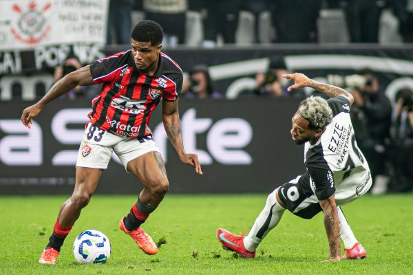 [Vitória volta à Neo Química Arena em busca de fim de tabu contra o Corinthians ]