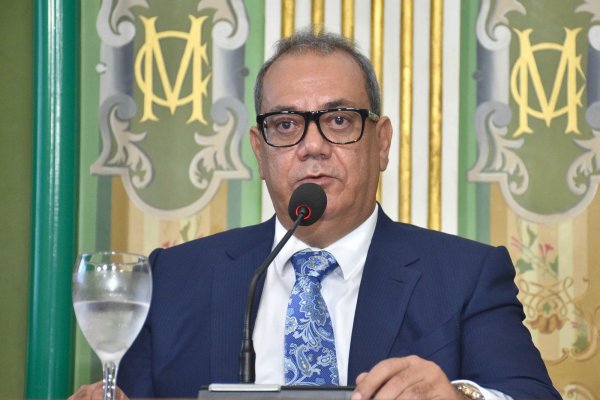 [STF barra terceiro mandato de Carlos Muniz na presidência da Câmara de Salvador]