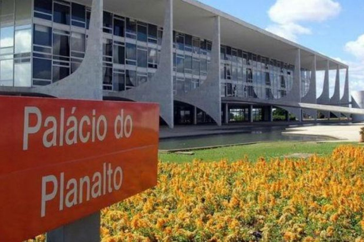 Planalto lança lista de serviços essenciais para a sociedade