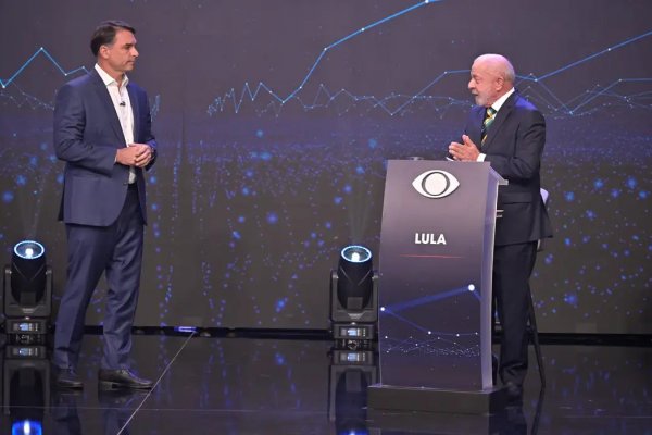 [Quaest: rejeição de Lula cai para 47%, enquanto Flávio é rejeitado por 52% do eleitorado]