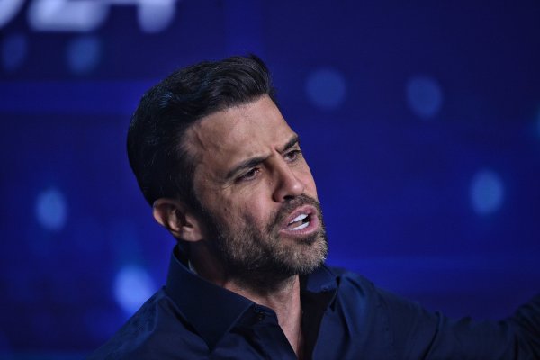 [Vídeo: Pablo Marçal elogia Lula em ato pró-Flávio: “Foi o que mais abriu universidades” ]