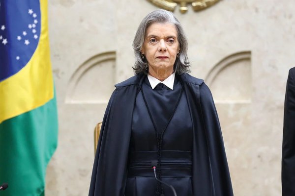 [Carmem Lúcia rejeita pedido de campanha de Lula para ampliação do transporte gratuito entre estados no segundo turno]