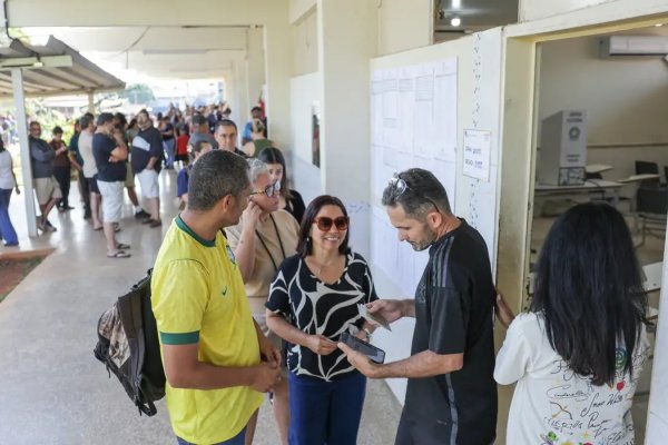 [Trabalhador tem direito de sair do serviço para votar; confira a lei]