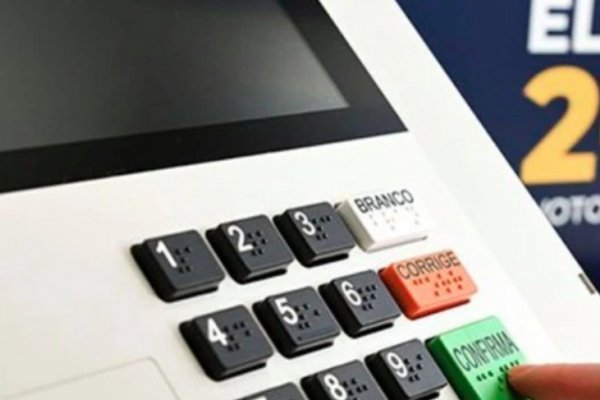 [TRE-BA registra troca de 15 urnas eletrônicas e 20 denúncias no início do 2º turno]