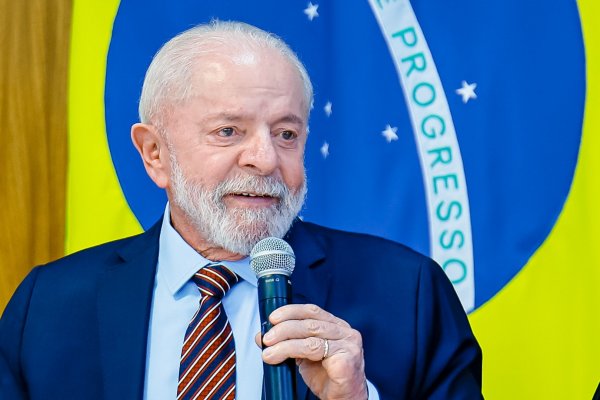 [Vídeo: Lula diz que vai pedir prisão de prefeitos de Salvador, Feira de Santana e Lauro de Freitas por falhas no transporte]