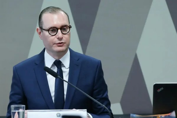[Zanin esclarece que prorrogação da votação não vale para urnas já fechadas]