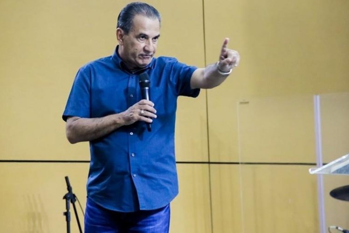 Cultos de igreja de Silas Malafaia são proibidos pela Justiça do Rio
