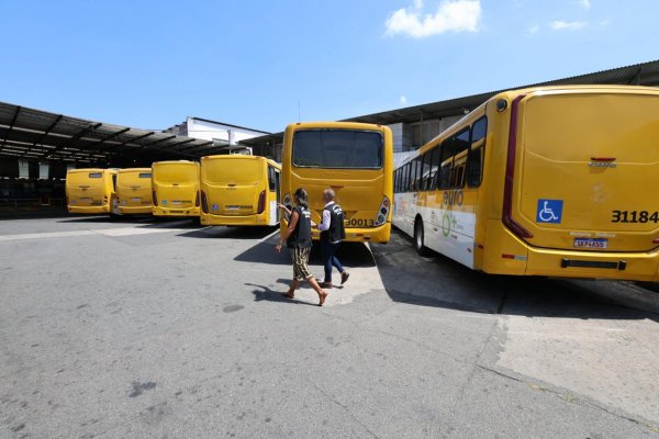 [PGE e Procon-BA apresentam denúncias contra a retenção de ônibus em Salvador no 2° turno das eleições]