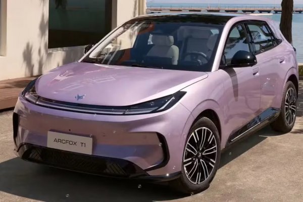 [BAIC inicia vendas do Arcfox T1 elétrico a partir de R$ 129,9 mil ]