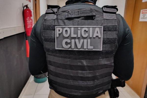 [Mulher denuncia ter sido arrastada por carro do ex-companheiro em Feira de Santana]