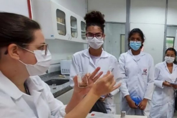 [Programa Futuras Cientistas abre 470 vagas e prorroga inscrições até 6 de novembro]