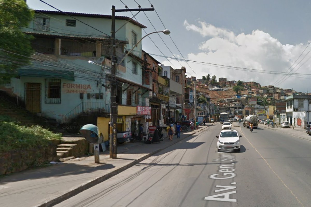 Ônibus quebra e deixa trânsito complicado na San Martin