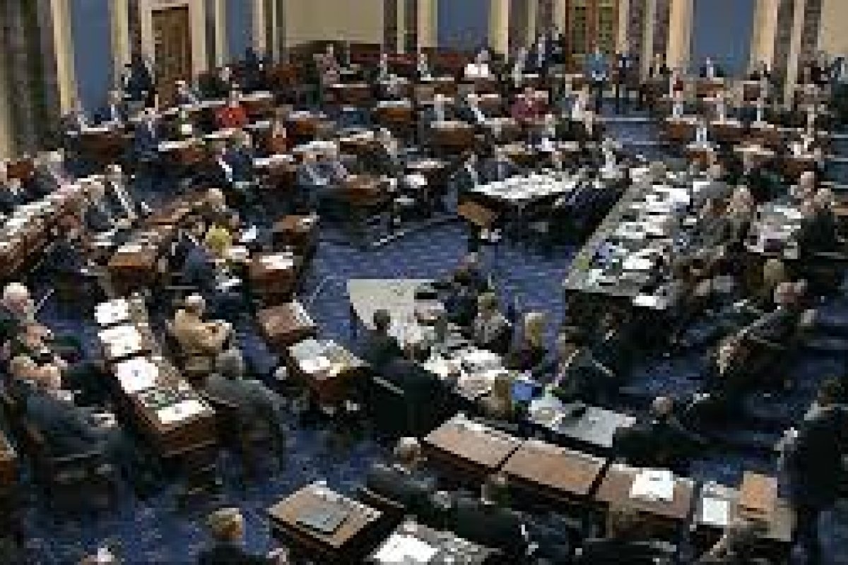 Senado americano e Casa Branca chegam a acordo de US$ 2 trilhões para ajudar a economia dos EUA