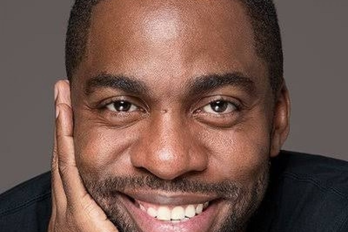 Lázaro Ramos fará lives com especialistas para falar do Coronavírus