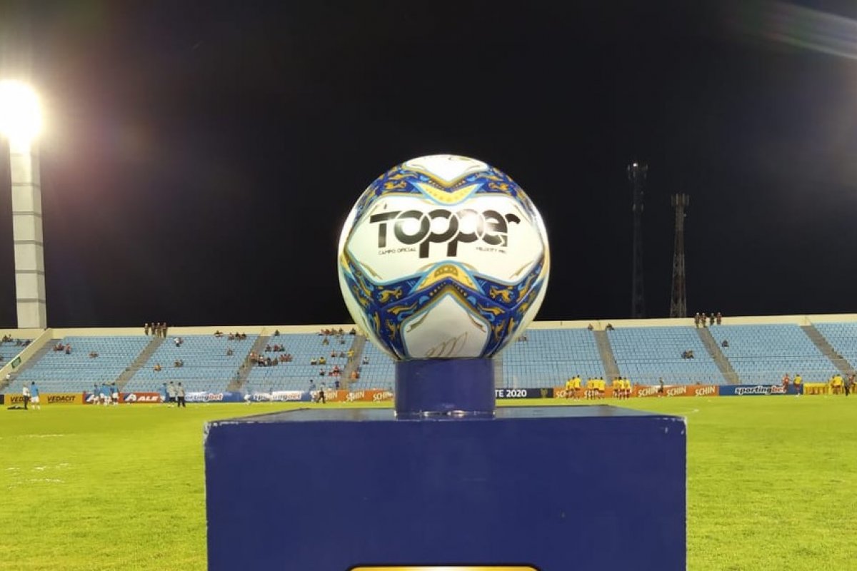 Federação dos Atletas de Futebol envia contraproposta que rejeita corte de salários