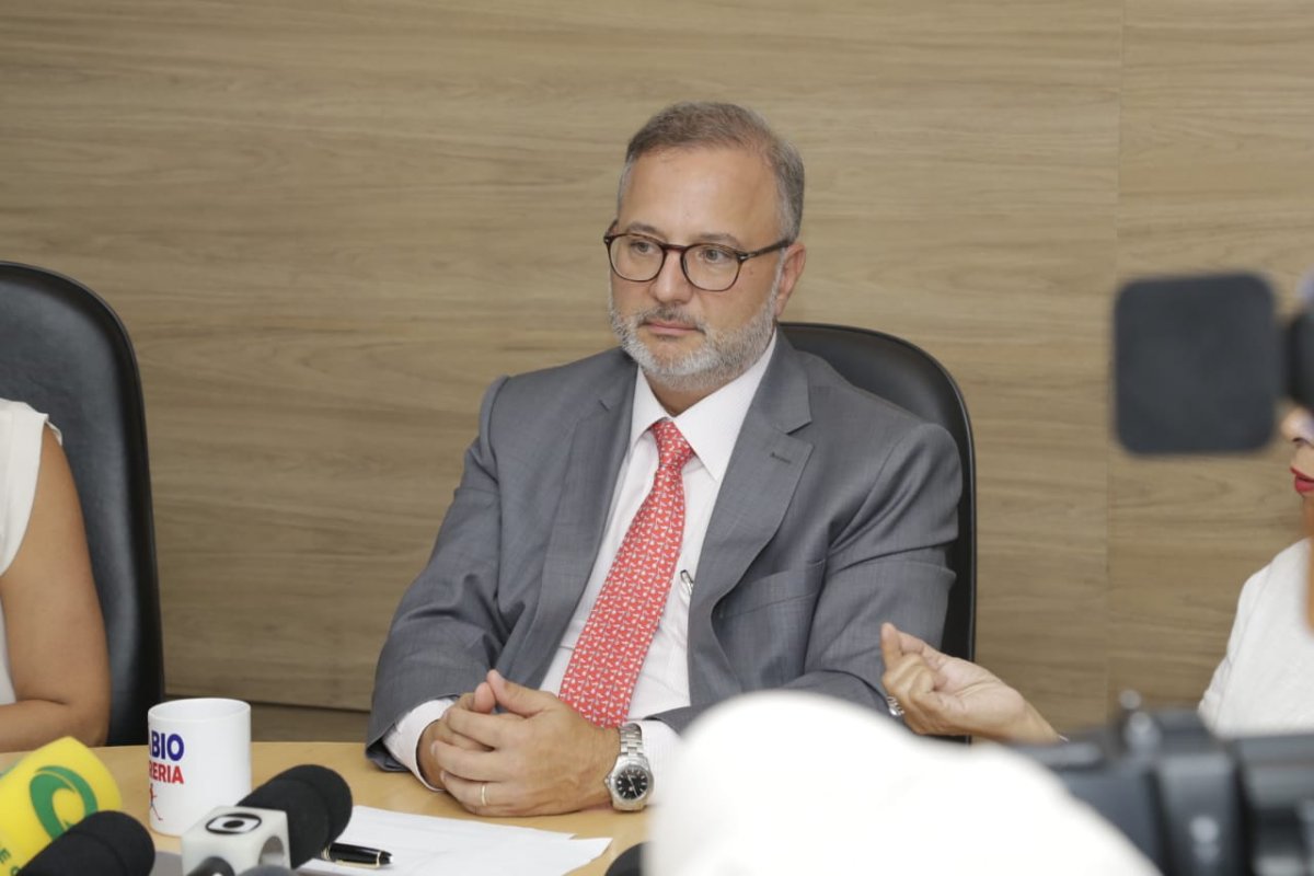 Número de infectados deve crescer quando bairros populosos forem atingidos, diz Fábio Vilas Boas sobre coronavírus