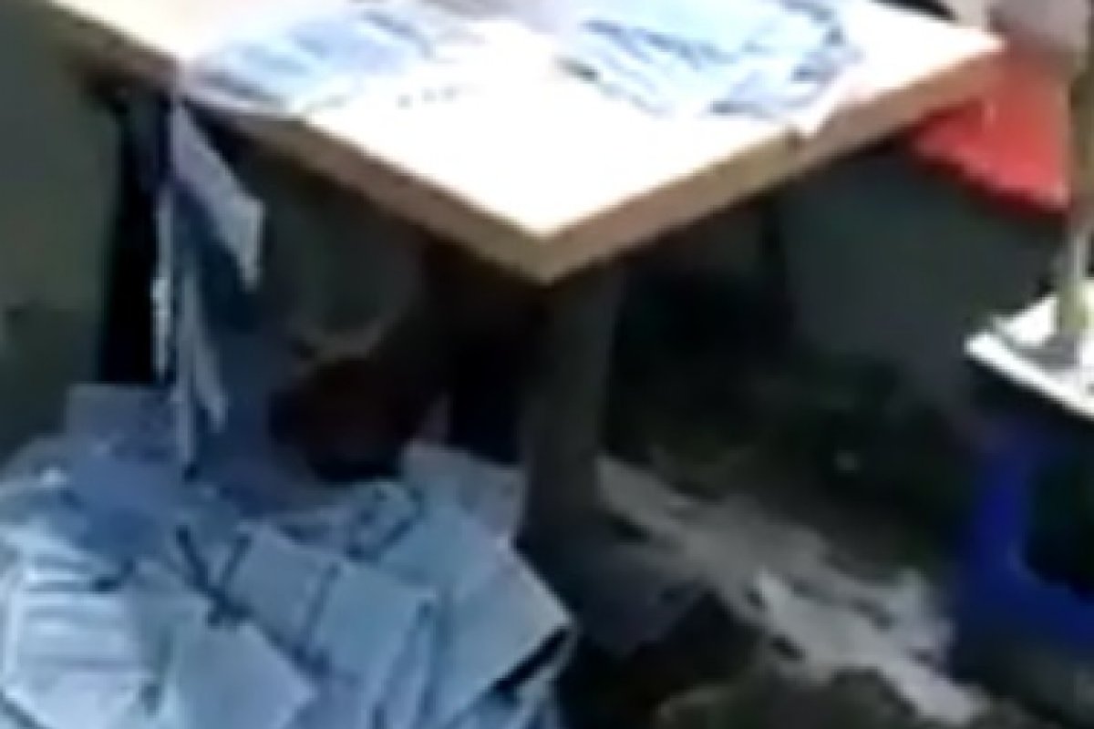 Veja vídeo: pessoas fabricam máscaras sem nenhum cuidado higiênico