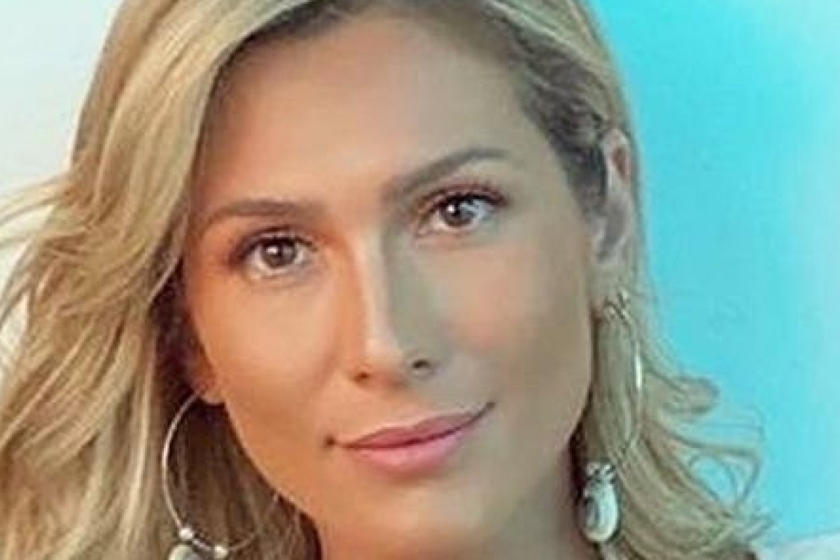 Lívia Andrade divulga fake News e é afastada do "Fofocalizando"