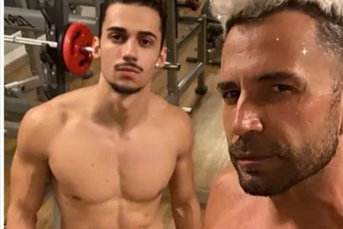 Latino adota rapaz de 21 anos e é detonado por filha: “Não paga pensão”