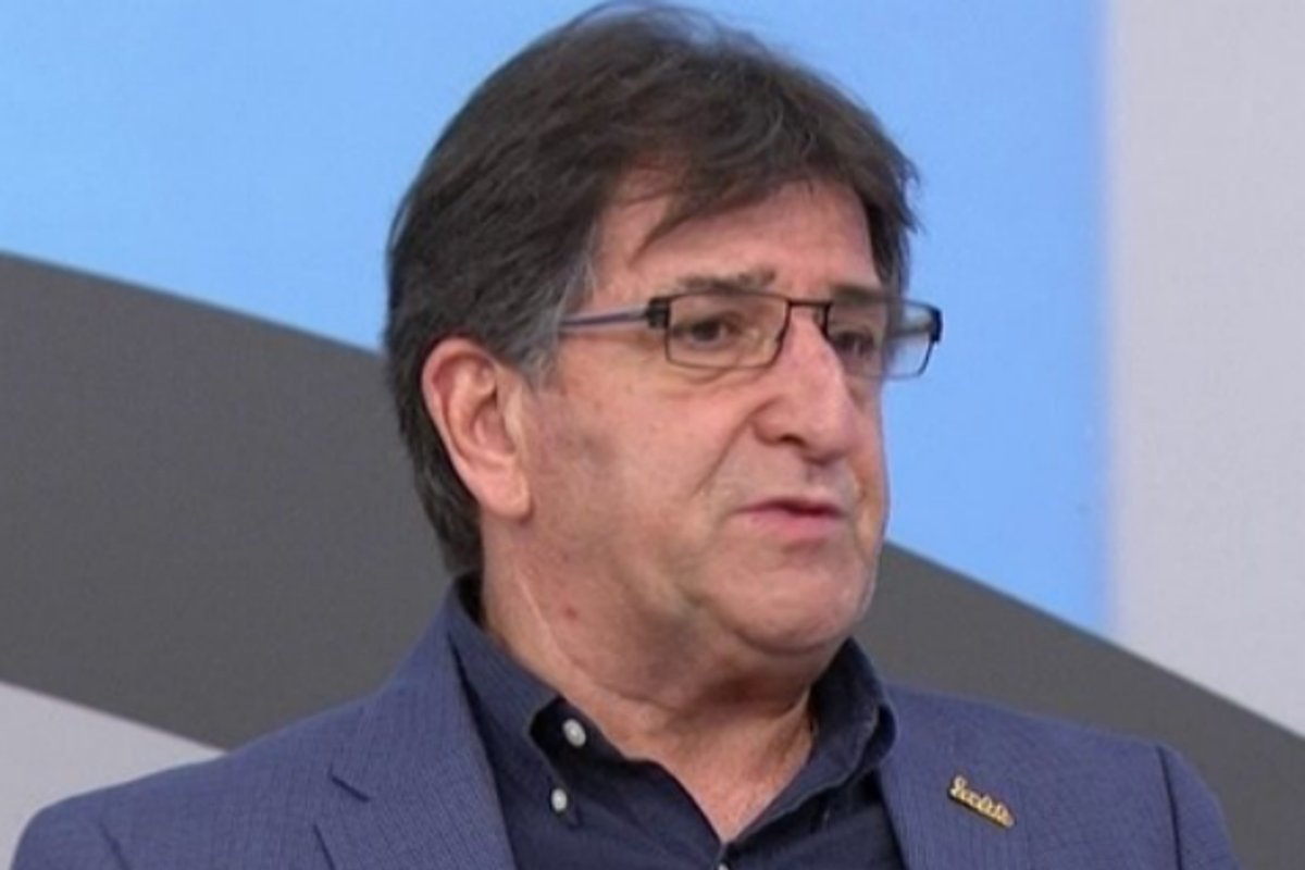 Ex-treinador René Simões testa positivo para o novo coronavírus