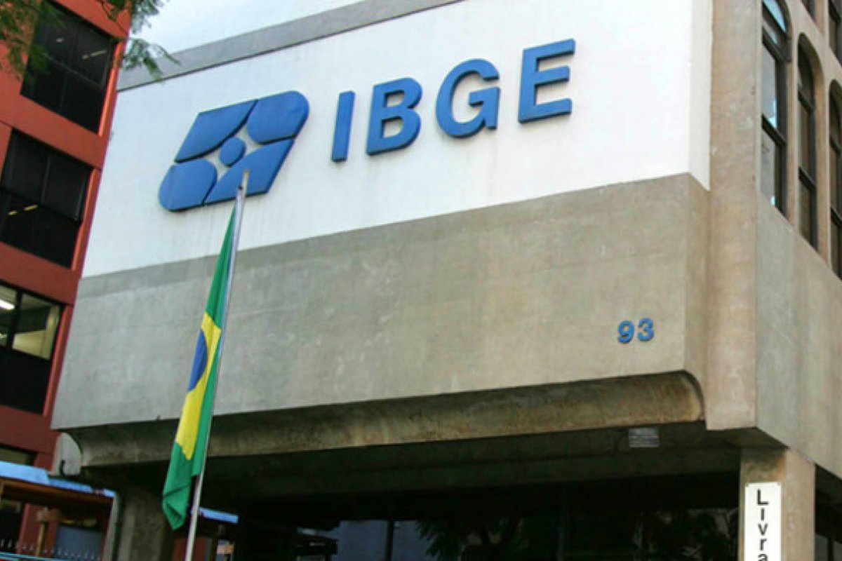 IBGE pede para que população atenda ligações para coleta de dados de pesquisas