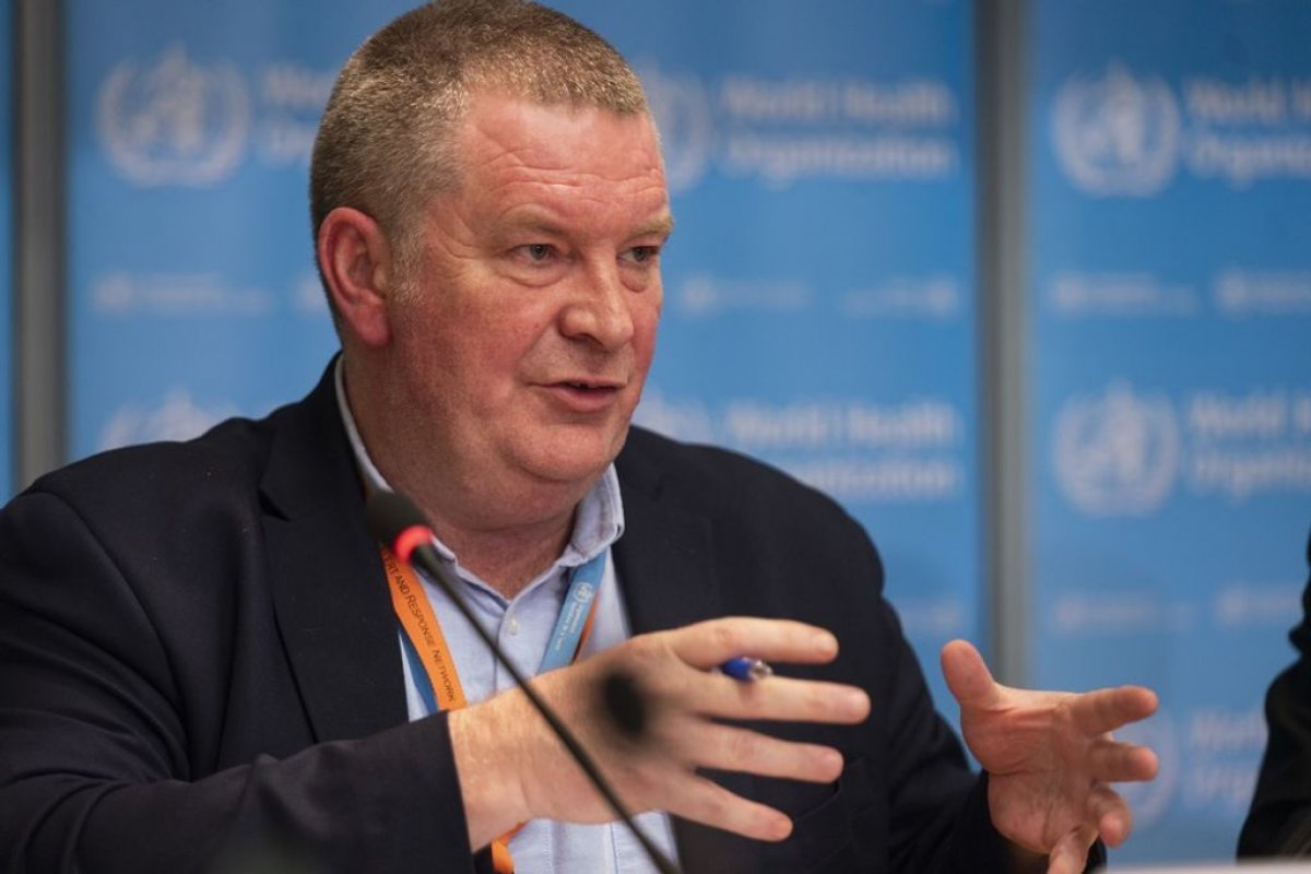 Diretor-executivo da OMS alerta sobre a importância de ficar em casa