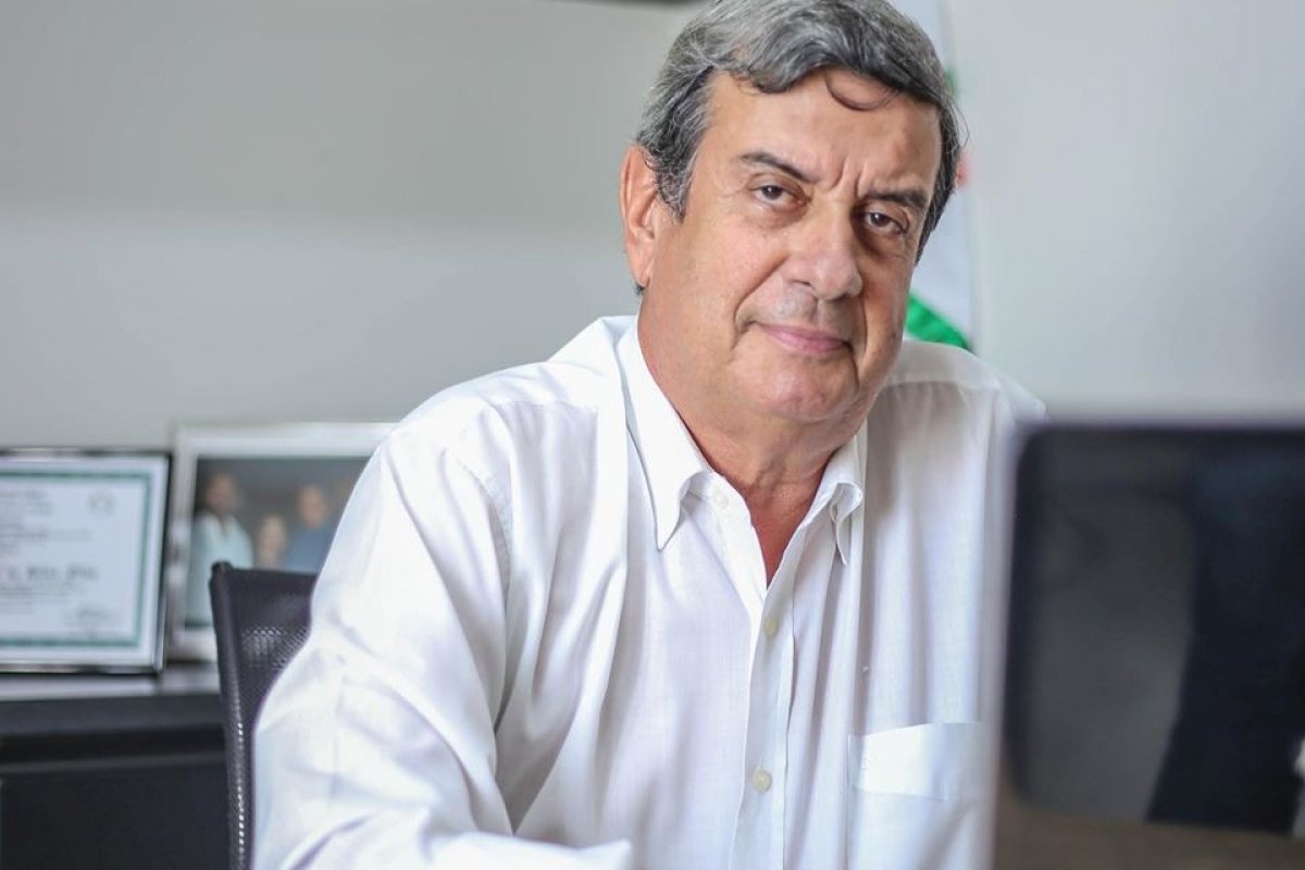 Prefeito de Feira pede que todo dinheiro de campanha eleitoral vá para o combate ao Covid-19