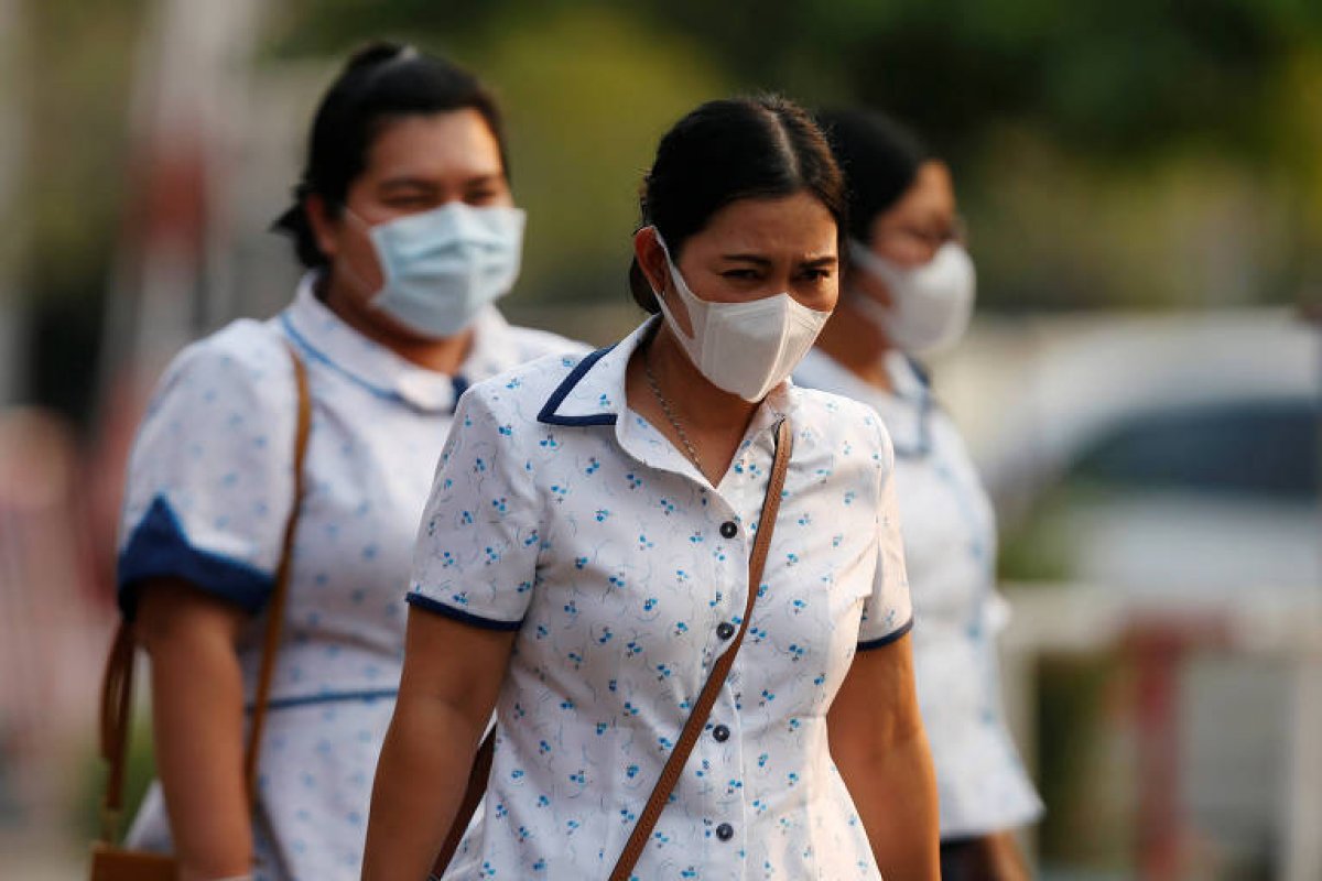 Especialistas orientam que a população use máscaras simples; confira como fazer