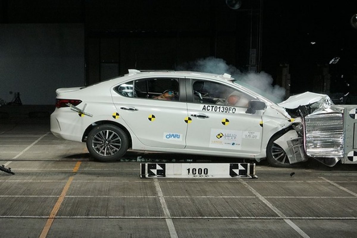 Novo Honda City recebe cinco estrelas em teste de colisão na Ásia
