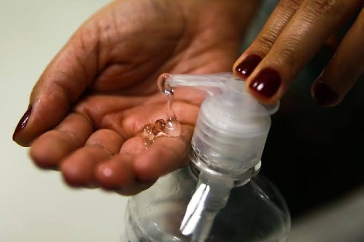 Pesquisa sobre coronavírus indica baixa consciência da crise