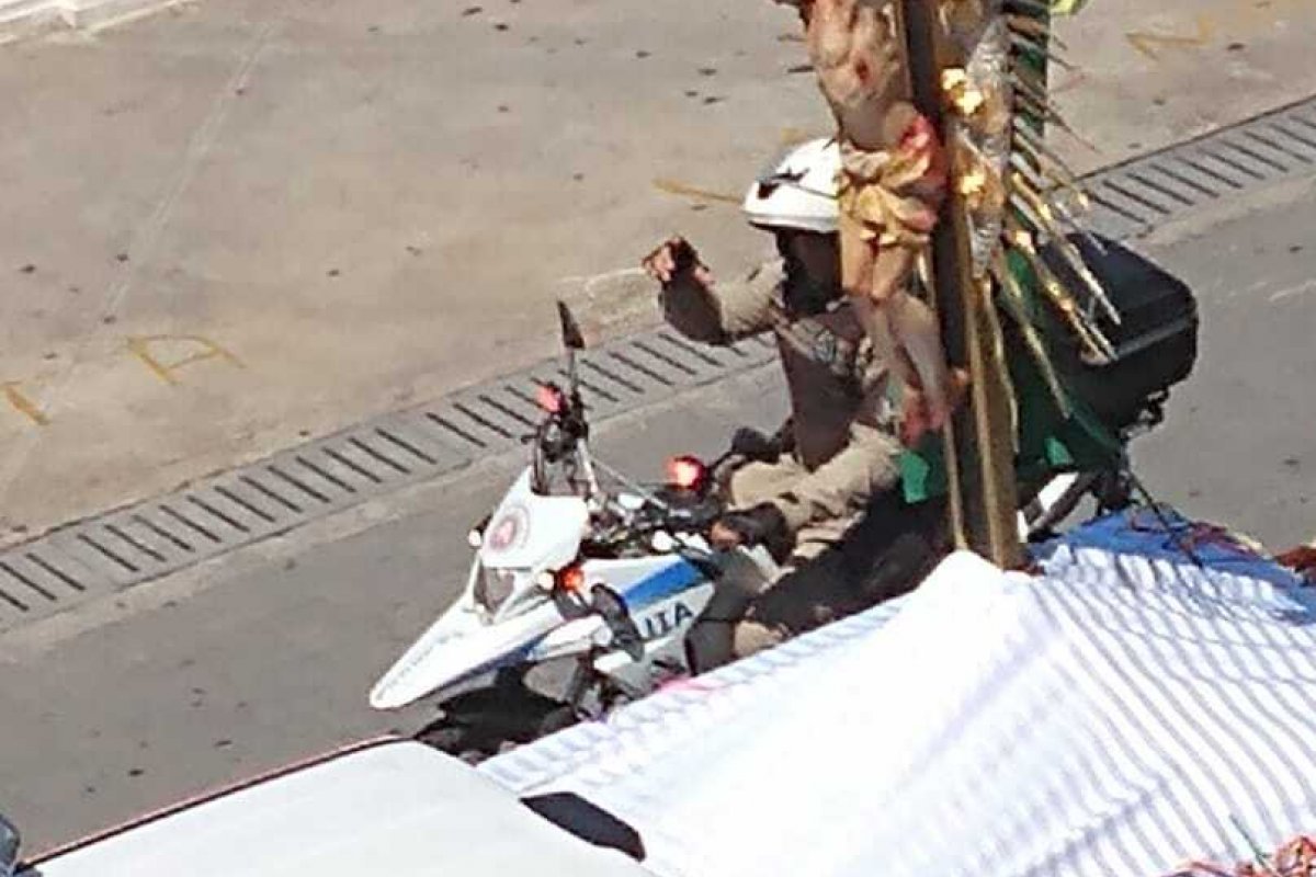 Veja vídeo: Imagem do Senhor do Bonfim percorre bairros de Salvador