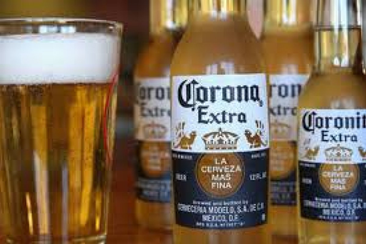 Produção da cerveja Corona será suspensa durante pandemia