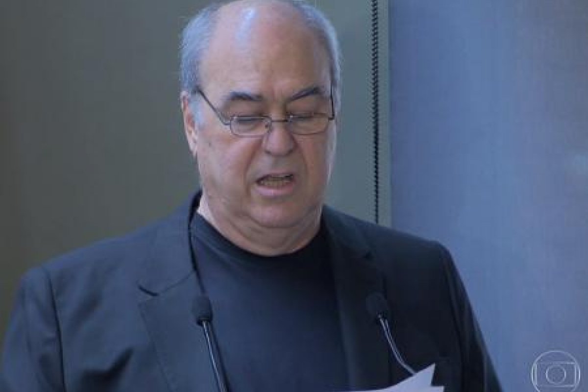 Aos 72 anos, Roberto Irineu Marinho passa por transplante de fígado