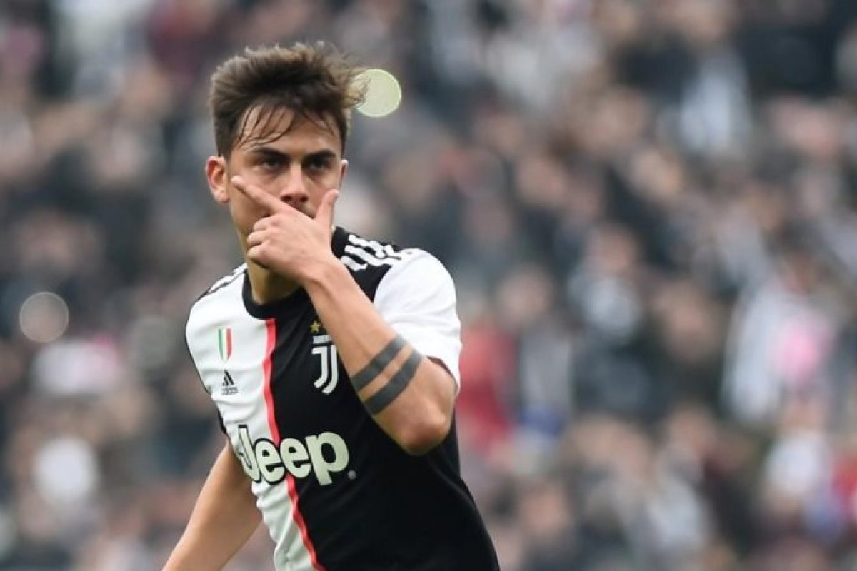 Dybala testa positivo novamente para coronavírus após estar 'curado'