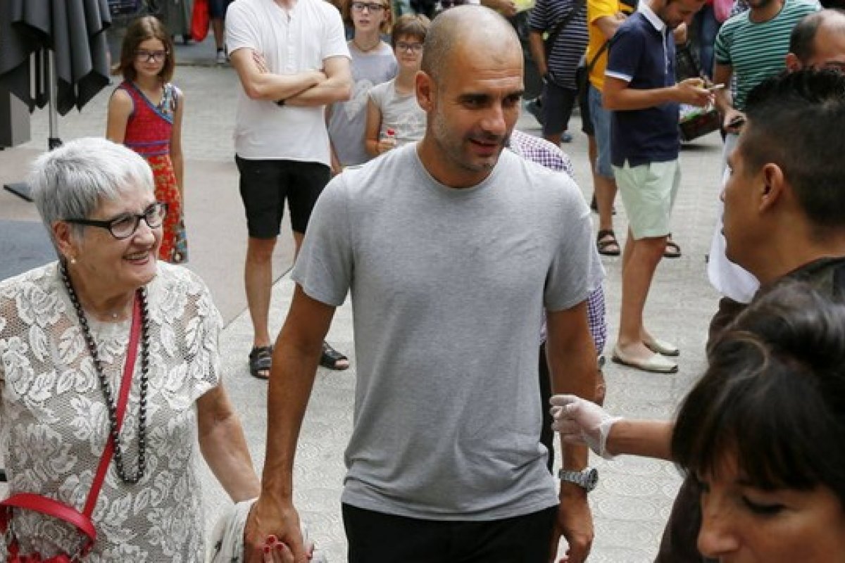Morre mãe do técnico Pep Guardiola vítima do novo coronavírus