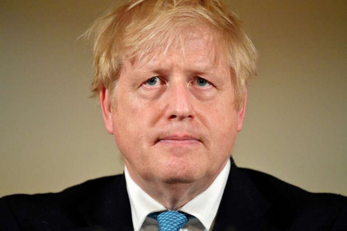 Boris Johnson é transferido para UTI para tratamento do coronavírus