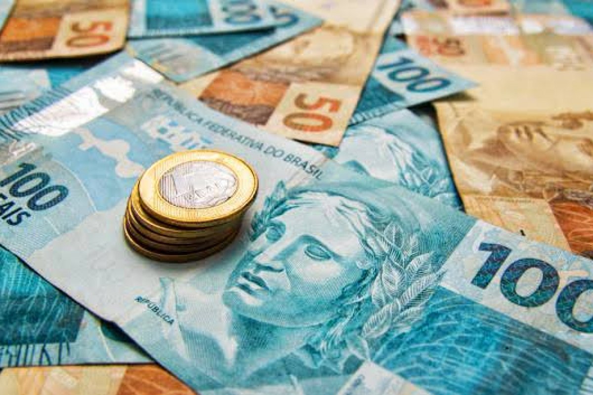 Agência S&P mantém nota de crédito do Brasil e muda estado de positiva para estável