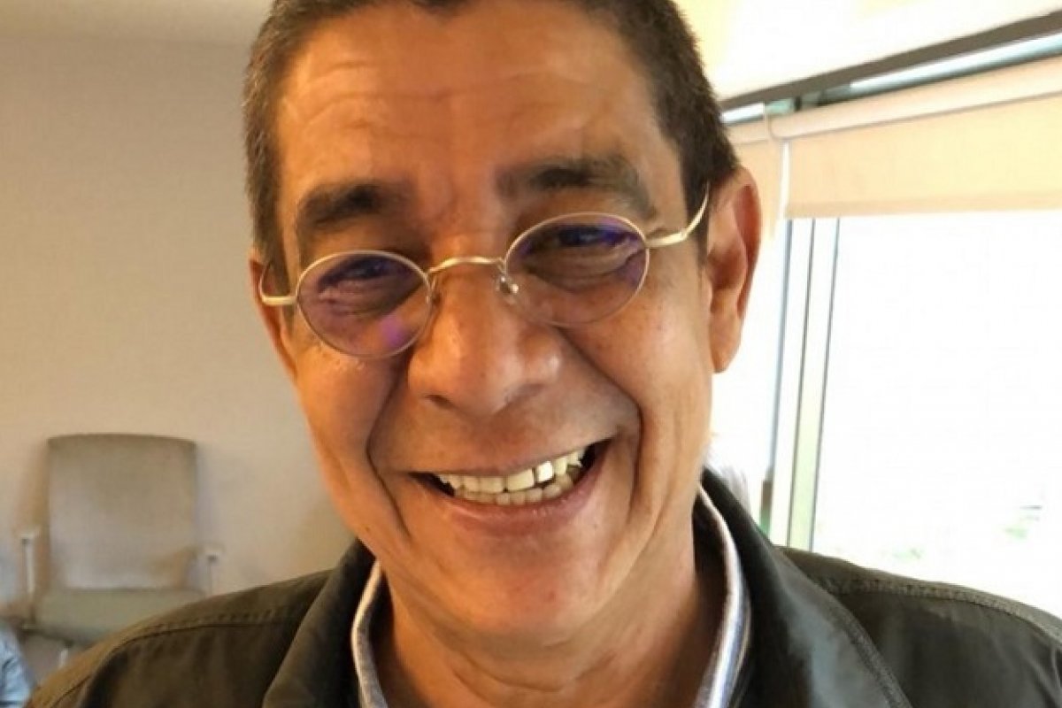 Zeca Pagodinho lamenta não poder fazer shows online nas redes sociais