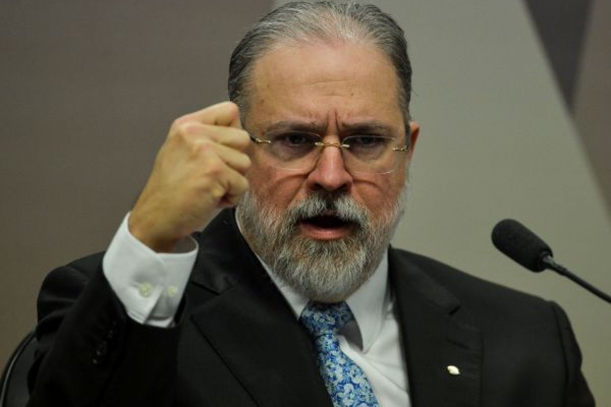 Aras nomeia militar para vaga no Conselho Nacional do MP