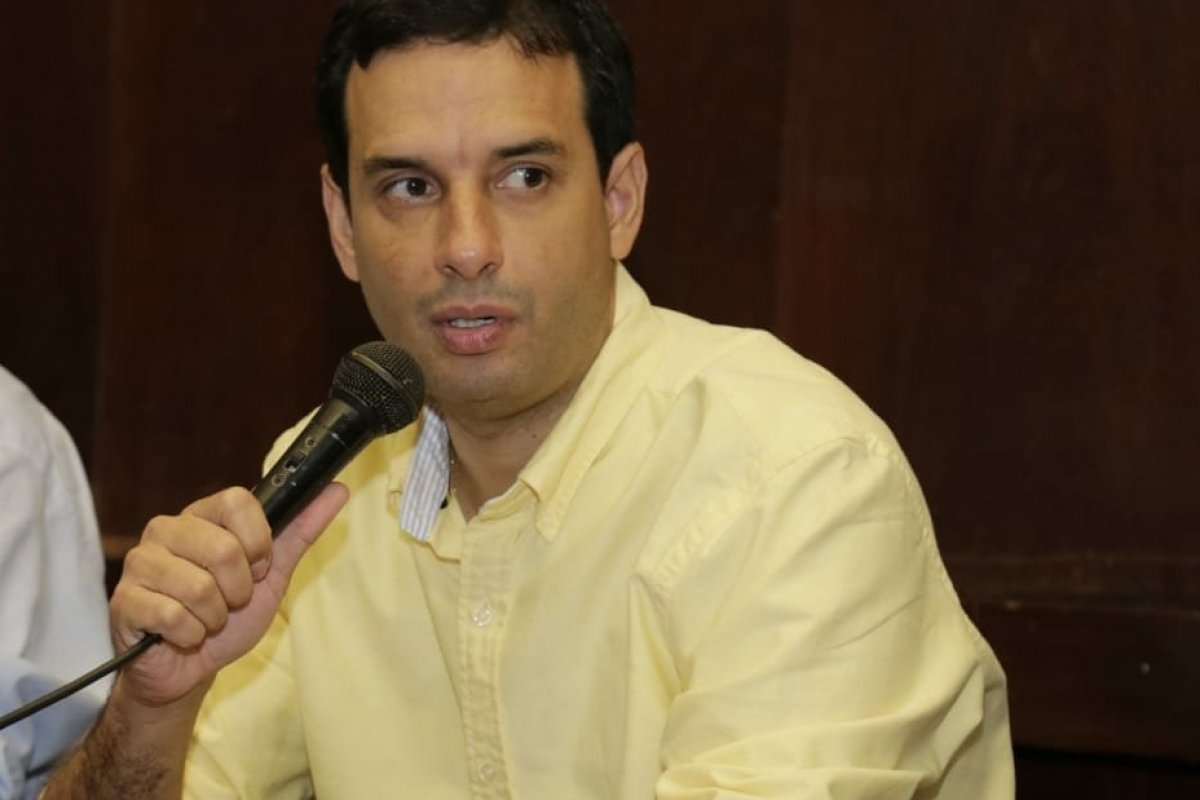 Secretário de Saúde faz apelo para que as pessoas permaneçam em casa