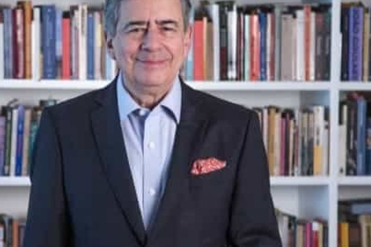 Agora é oficial: Record afasta Paulo Henrique Amorim do "Domingo Espetacular"