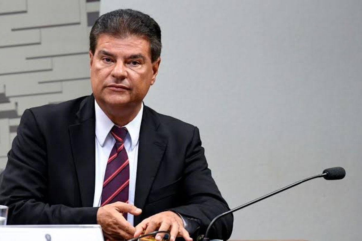 Senador Nelsinho Trad nega ter feito uso da cloroquina para tratar da Covid-19