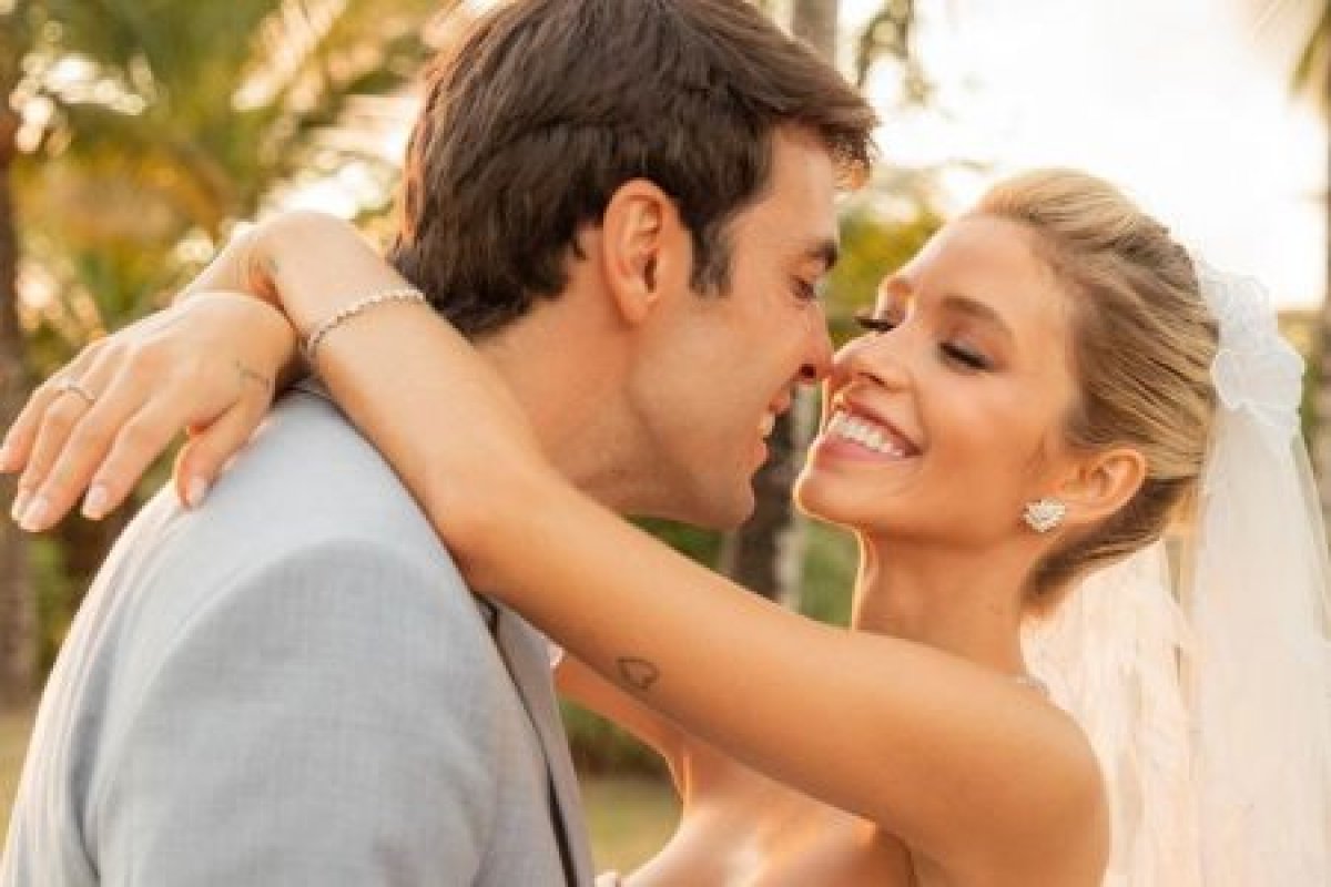 Ex- jogador Kaká e Carol Dias estão grávidos