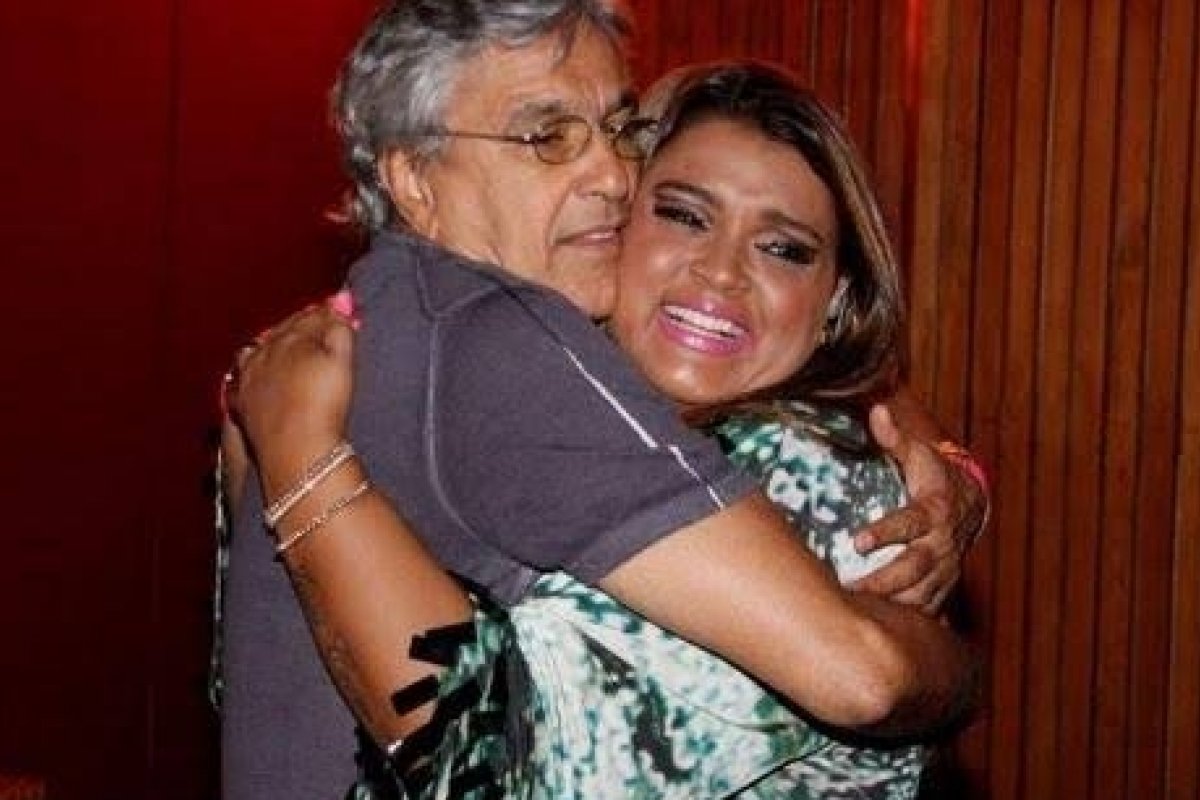 Caetano Veloso detona presente de Preta Gil: "Horrível"