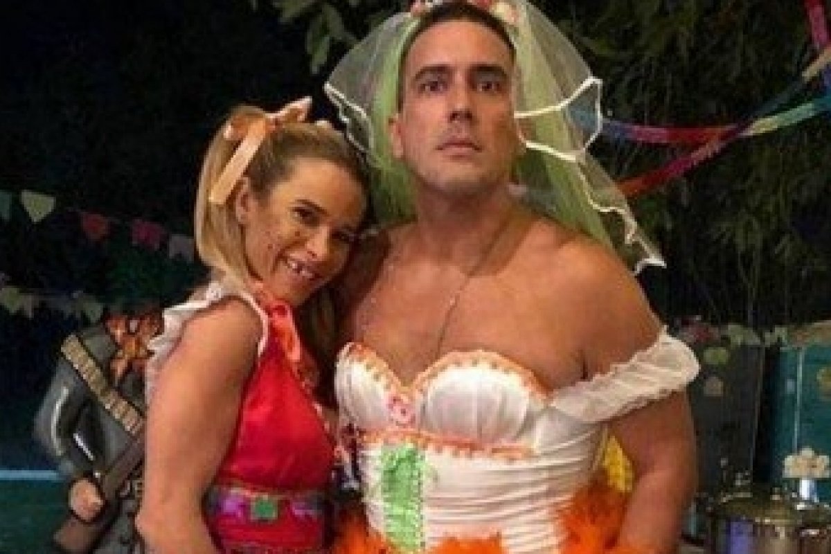 André Marques se veste de noiva em festa de São João